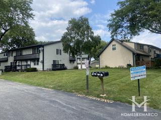 Courthomes of Indian Oaks subdivision in Bolingbrook, IL