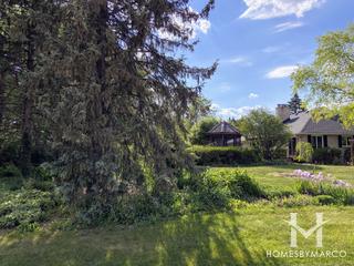 Highview subdivision in Hawthorn Woods, IL