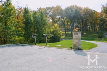 Teiche Woods subdivision in Kildeer, IL