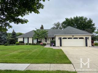 Lake Estates subdivision in Elk Grove Village, IL