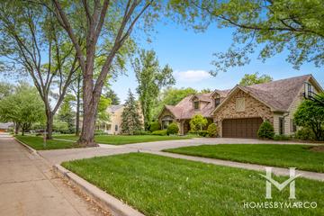 Interlaken subdivision in Libertyville, IL