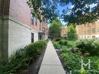 2455 -2459 Prairie building in Evanston, IL