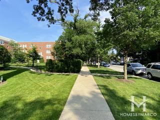 2711 Central building in Evanston, IL