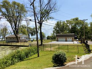 Photos of Schaefer subdivision in McHenry, IL
