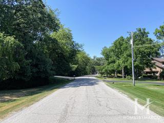 Boat & Saddle subdivision in McHenry, IL
