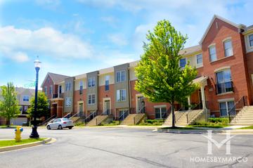 Port Clinton Row Homes subdivision in Vernon Hills, IL