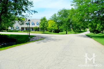 Fenview Estates subdivision in Tower Lakes, IL