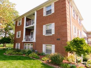 Photos of 1905 Parkside building in Park Ridge, IL