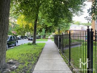 125 Callan building in Evanston, IL