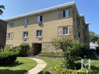 1609 Howard building in Evanston, IL