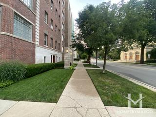 1426 Chicago building in Evanston, IL