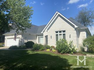 Robins Nest subdivision in Naperville, IL