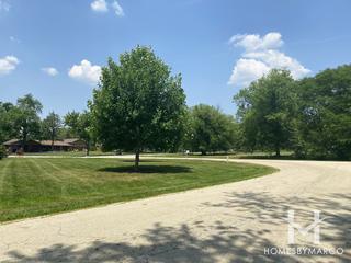 Palos Glen subdivision in Palos Park, IL