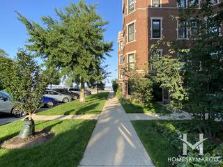 Sheridan Square building in Evanston, IL