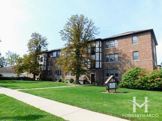 2 S. Lincoln building in Park Ridge, IL