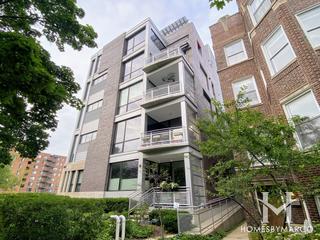 817 Hinman building in Evanston, IL