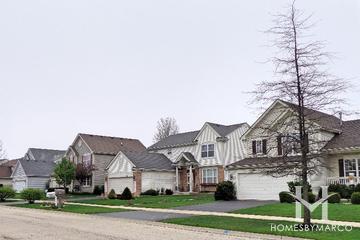 Prairie Pointe subdivision in Round Lake, IL