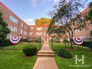 Photos of 327 Callan building in Evanston, IL