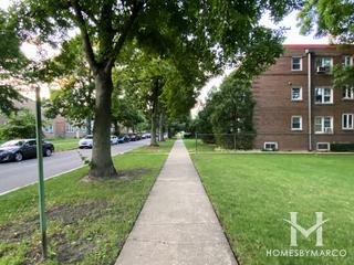 327 Callan building in Evanston, IL