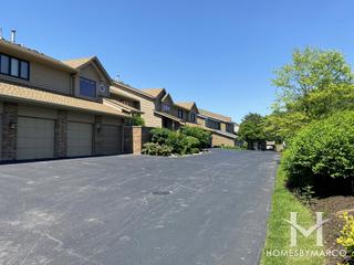 Old Oak Condominiums subdivision in Darien, IL