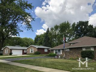 Lehnertz Ave Estates subdivision in Aurora, IL