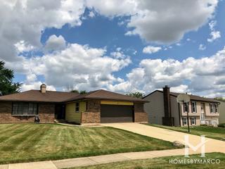 Lehnertz Ave Estates subdivision in Aurora, IL