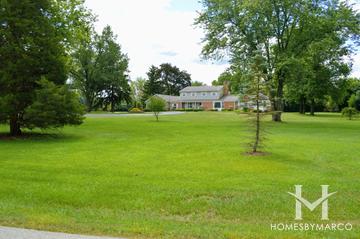Barrington Lakes subdivision in Barrington Hills, IL