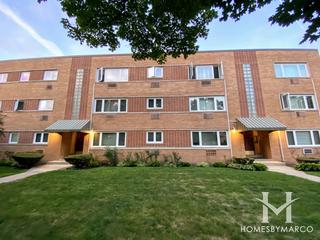 Photos of 339 Custer building in Evanston, IL