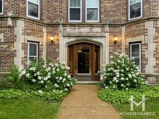 832 Washington building in Evanston, IL