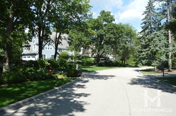 Photos of Manors of Whytegate subdivision in Lincolnshire, IL