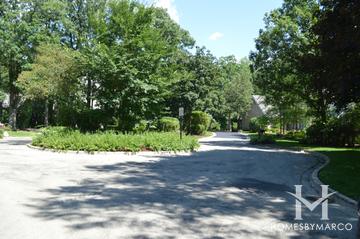 Manors of Whytegate subdivision in Lincolnshire, IL