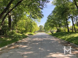 Riverside subdivision in Warrenville, IL