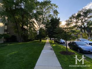 820 Oakton building in Evanston, IL