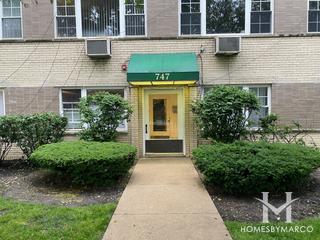 747 Ridge building in Evanston, IL