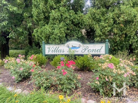 Villas on the Pond subdivision in Roselle, IL