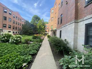 2501-2505 Prairie Avenue