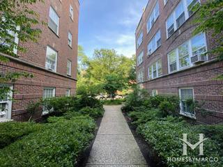 2514-2516 Prairie building in Evanston, IL