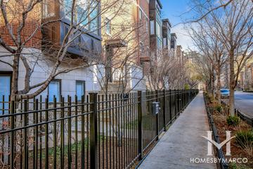 City Club subdivision in the River North neighborhood of Chicago, IL
