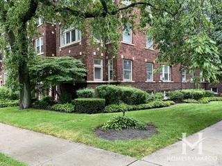 827 Ridge building in Evanston, IL