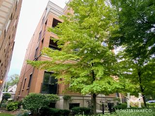 525 Hinman building in Evanston, IL