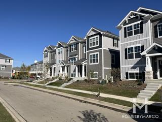 The Townes at Oak Creek subdivision in Mundelein, IL