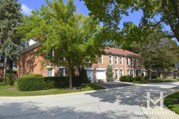 Colonnades subdivision in Northbrook, IL