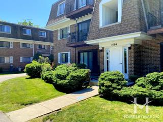 Dearlove Cove subdivision in Glenview, IL