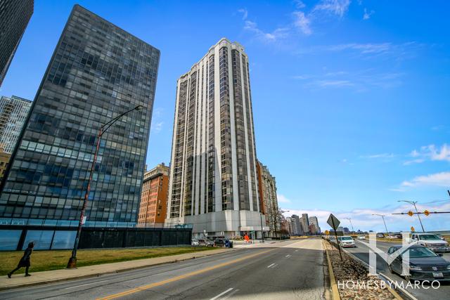 990 N. Lake Shore building in the Streeterville neighborhood of Chicago, IL