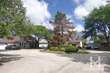 Cambridge of Heatheridge subdivision in Gurnee, IL