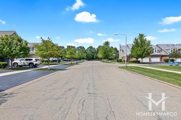 Savannah Crossing subdivision in Aurora, IL