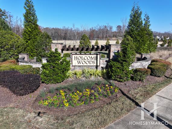 Photos of Holcomb Woods subdivision in Charlotte, NC
