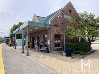 Photos of the Winfield Metra station in Winfield, IL