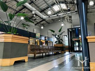 Aurora station in Aurora, IL