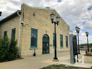 Aurora station in Aurora, IL